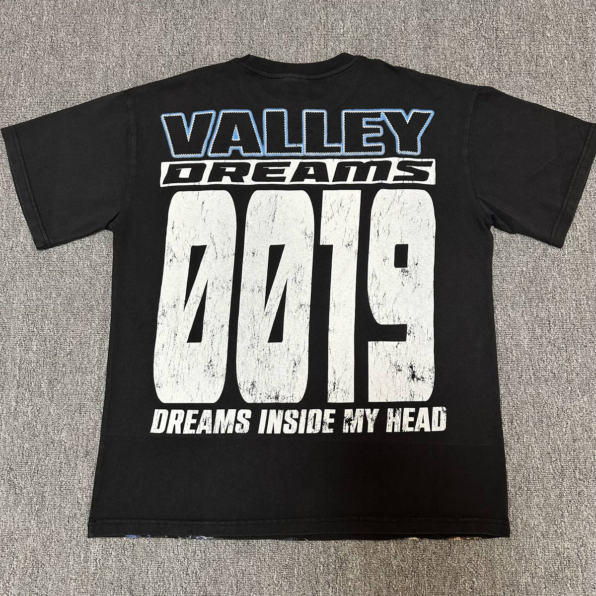 VALE USA Dreams Inside My Head Rhinestone Graphic T-Shirt ¡ª back