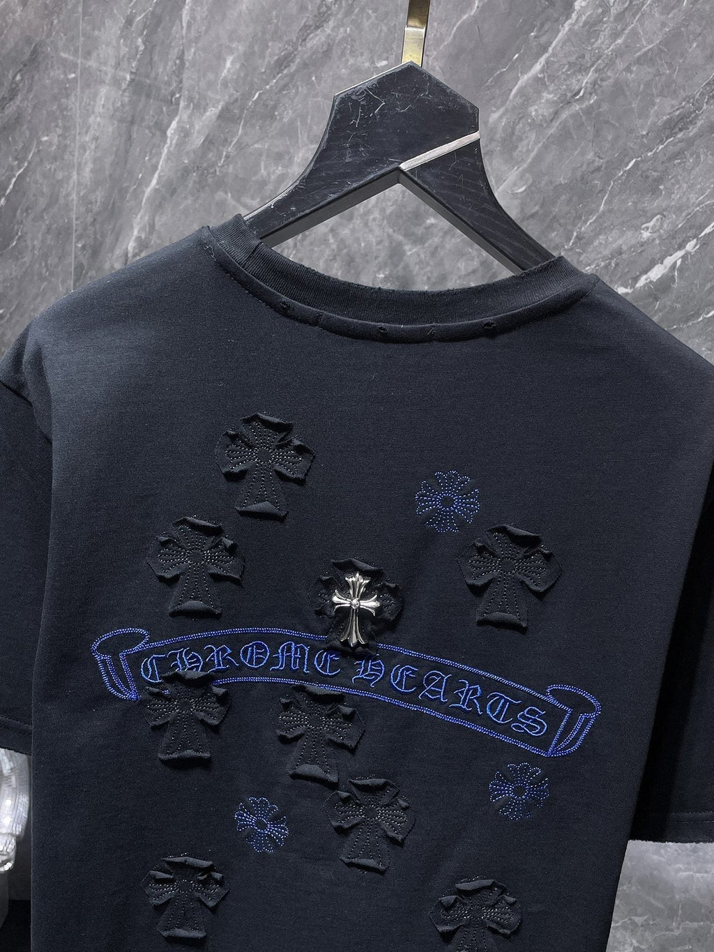 Chrome Hearts Cross Appliqu¨¦ Graphic T-Shirt ¡ª detail