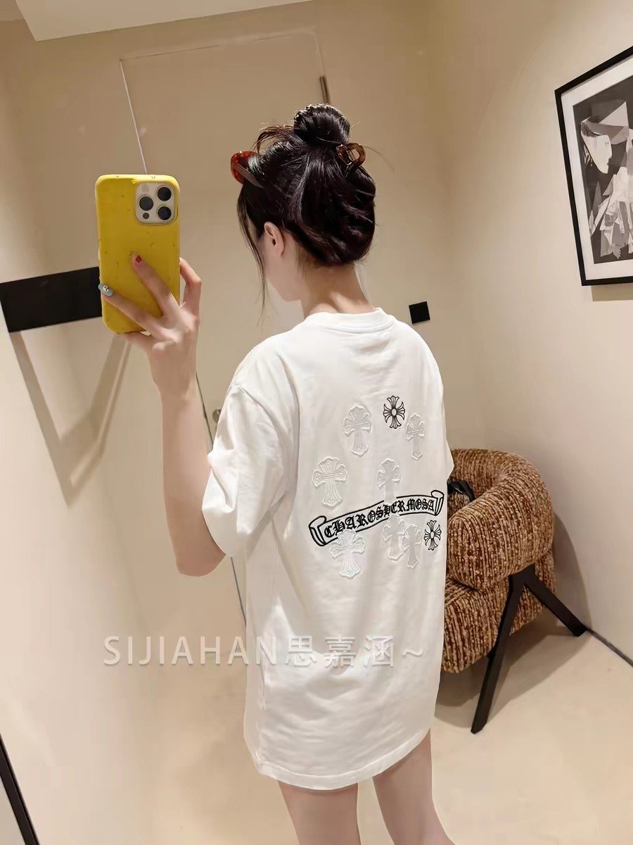 Chrome Hearts Cross Appliqu¨¦ Graphic T-Shirt ¡ª context