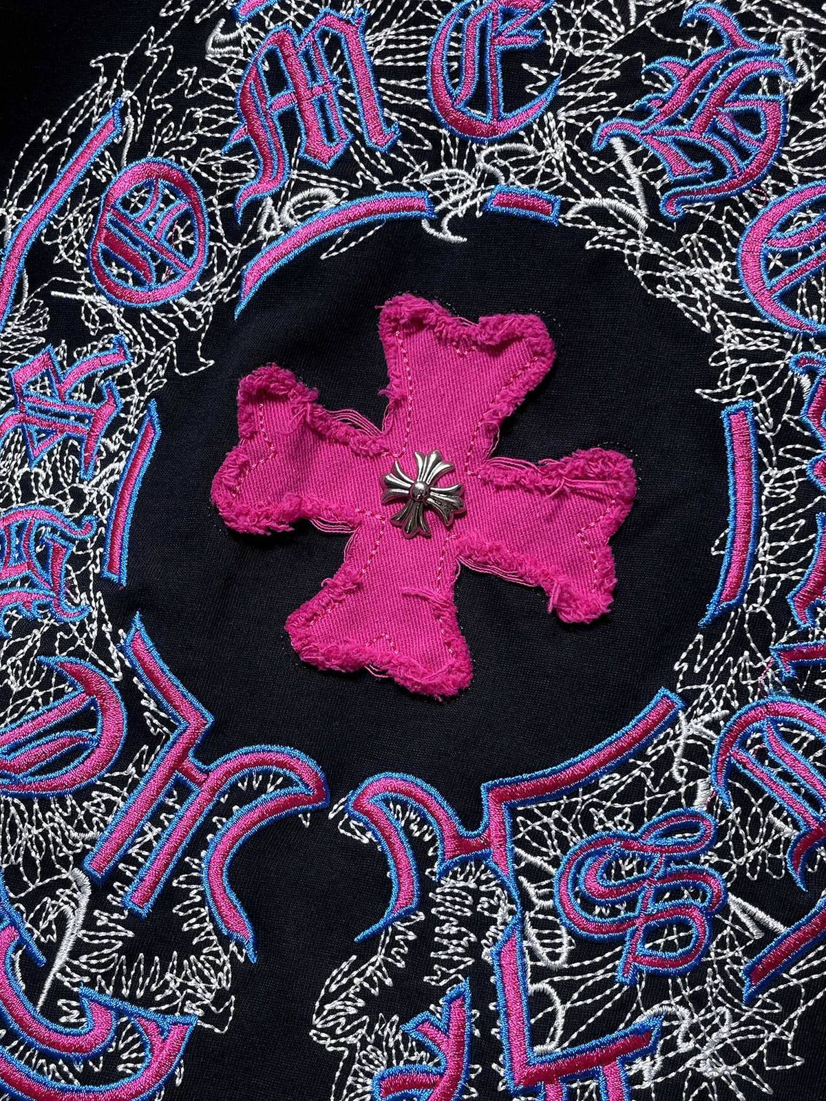 Chrome Hearts Horseshoe Cross Embroidered T-Shirt ¡ª detail