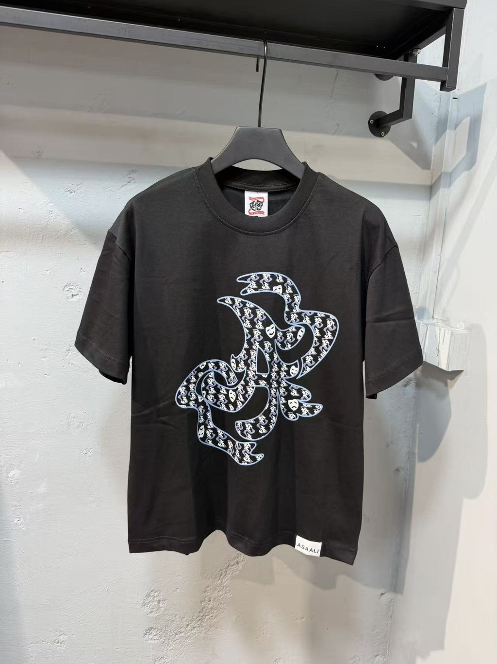 Asaali Abstract Graphic T-Shirt ¡ª front