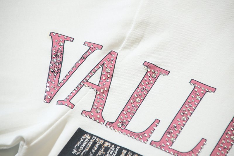 VALE USA Fallen Angel Rhinestone Graphic T-Shirt ¡ª detail