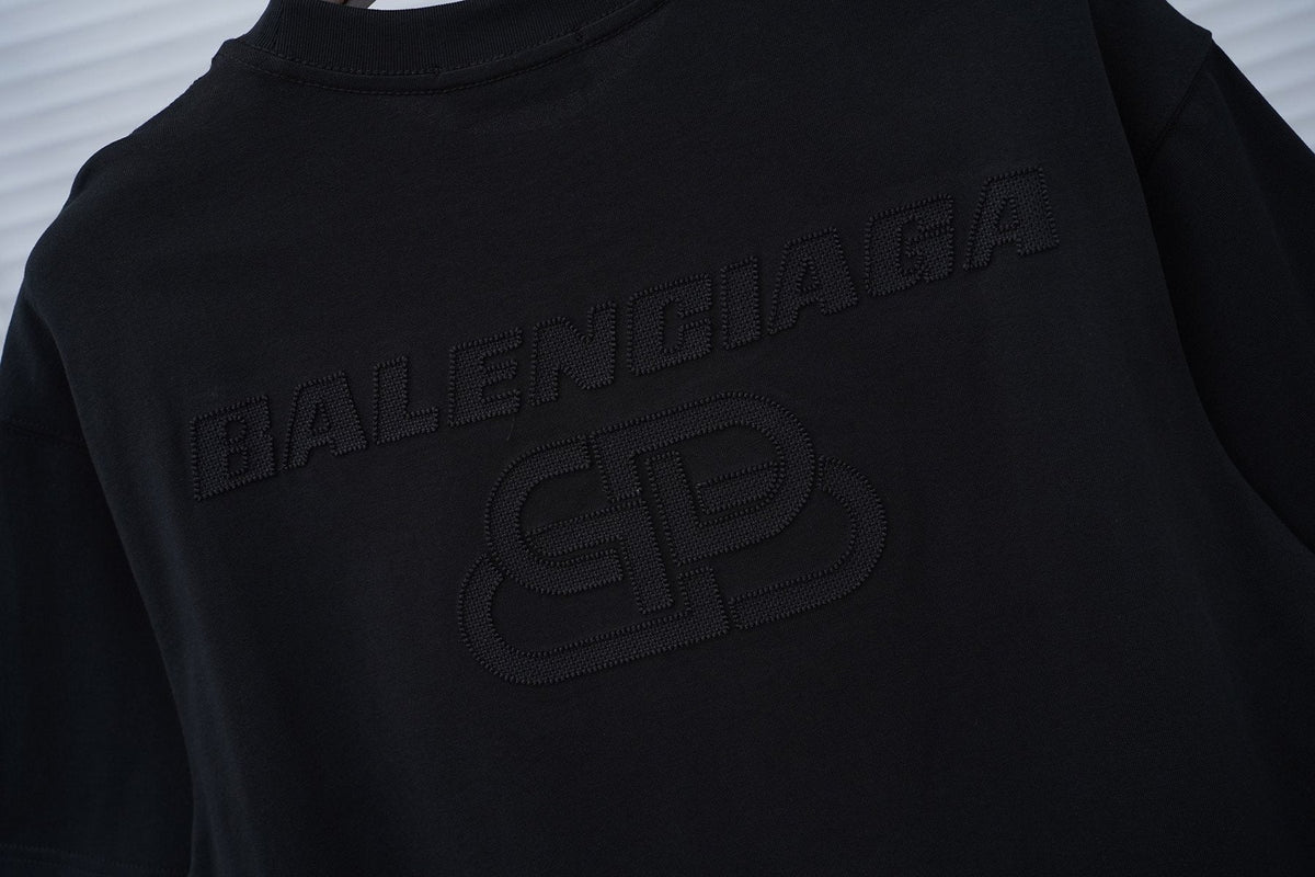 Balenciaga Tonal Logo Graphic T-Shirt ¡ª detail